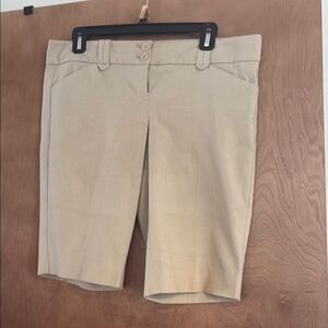 The Limited Tan Bermuda Shorts Classic Style